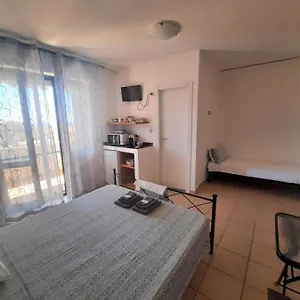 White 2*, Alghero Italie